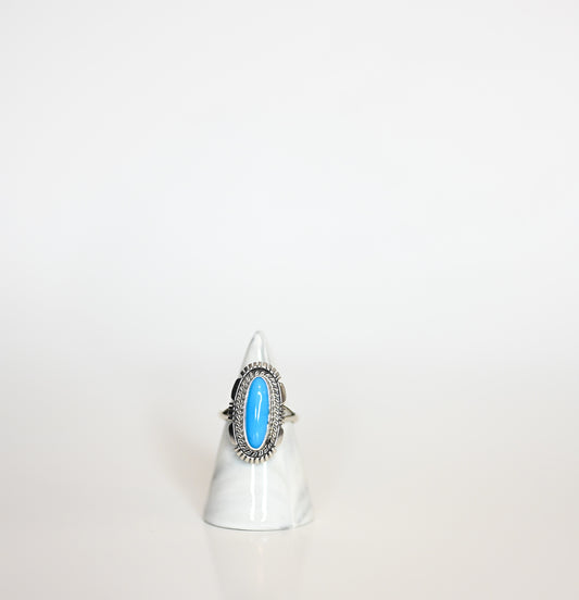 Oval Kingman Turquoise Ring | Size 8