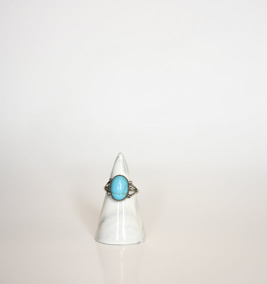 Simple Handmade Turquoise Ring | Size 8